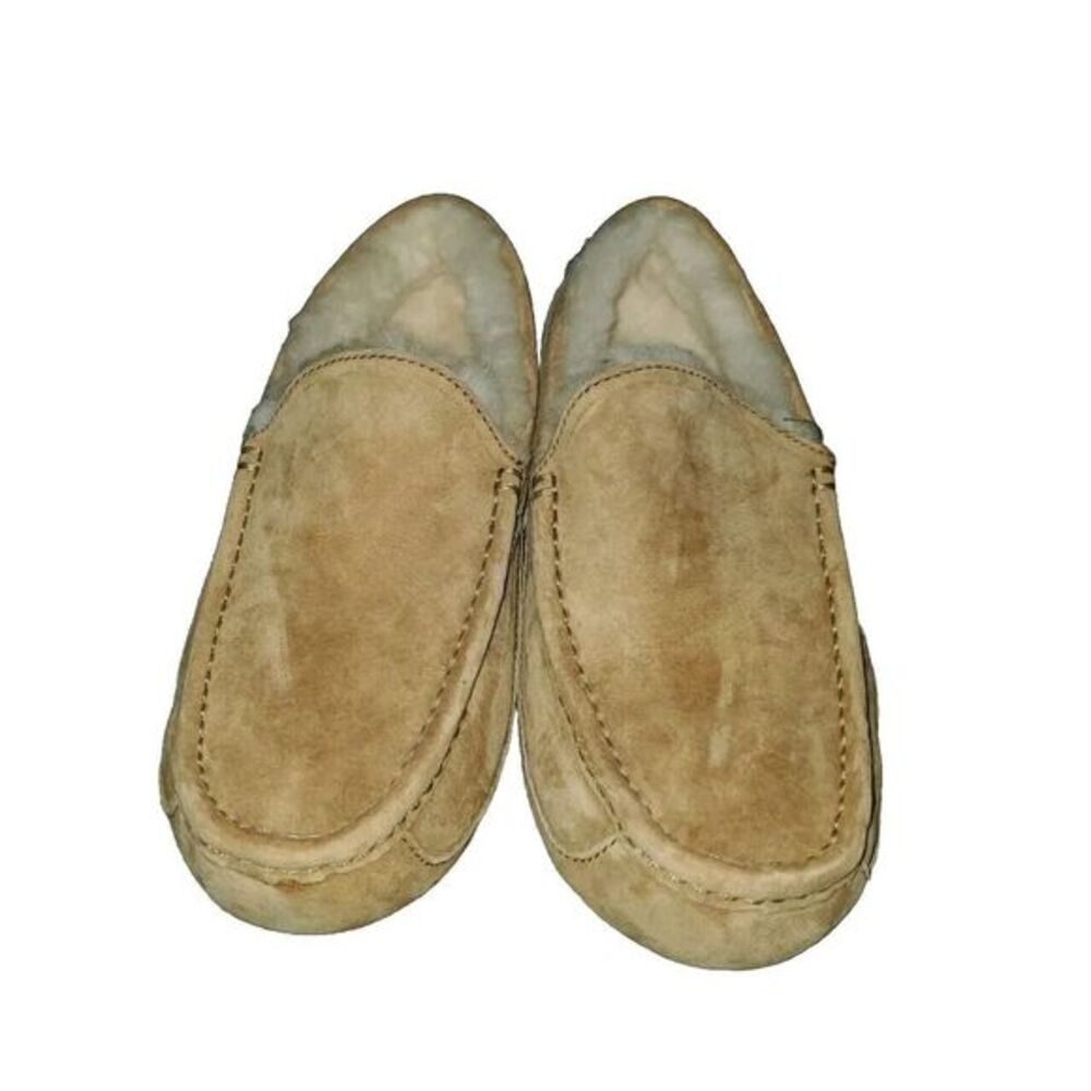UGG Suede Leather Moccasin Slippers Indoor Outdoor Comfort Tan Size‎